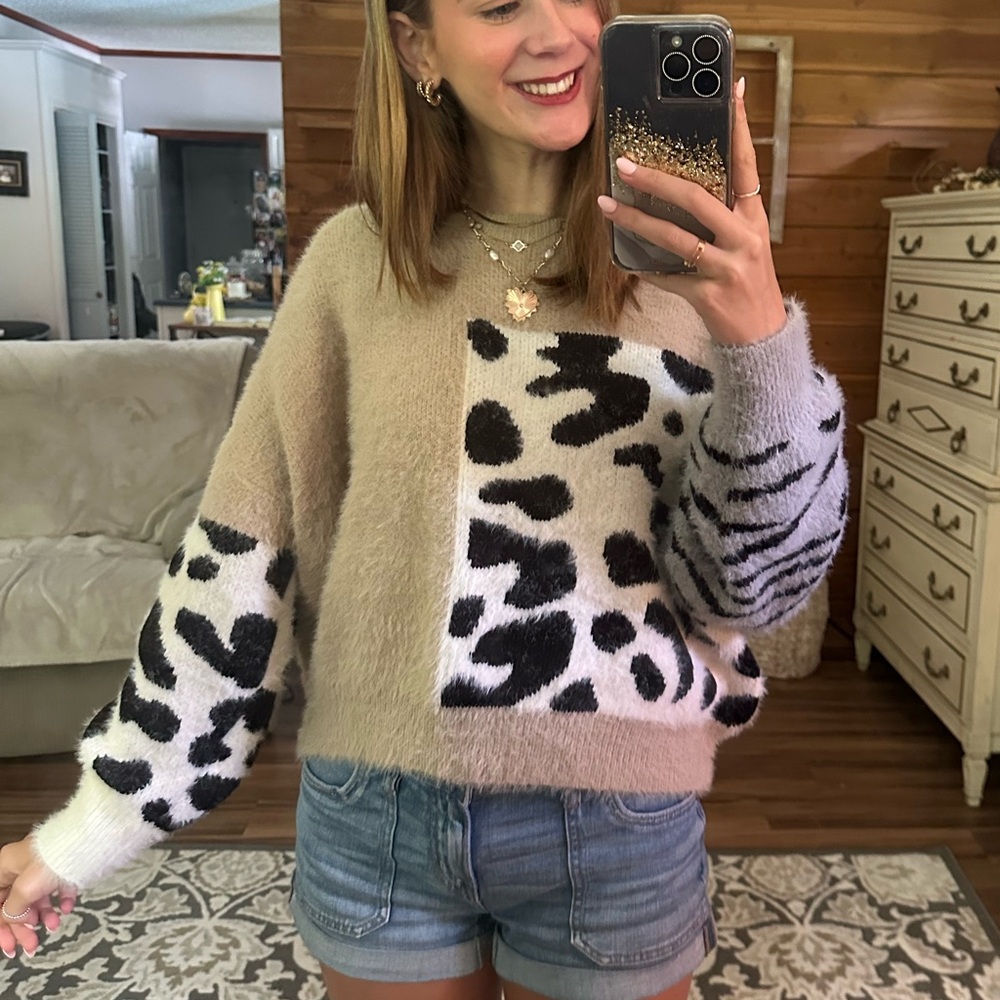 Leopard Print Beige Sweater